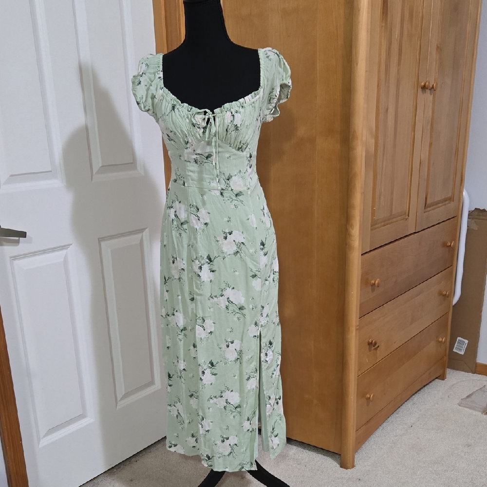 Aeropostale Green Floral Midi Dress